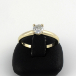 Arany gyémánt gyűrű (Au1609GT)